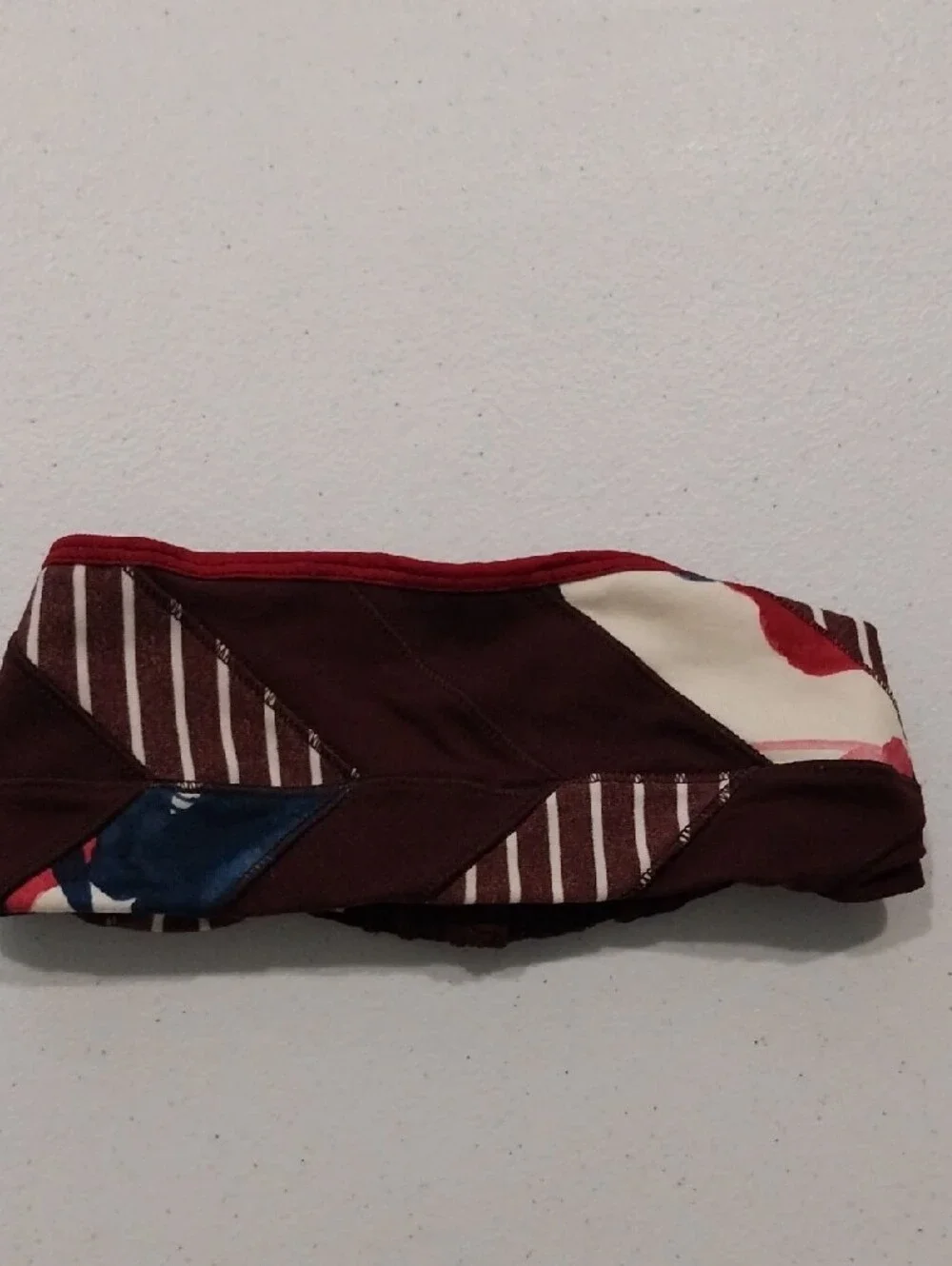 lululemon athletica Brown and Red Patterned Stretch Headband